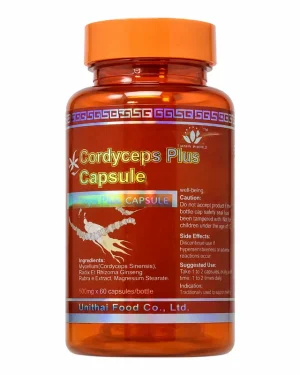 Green World Cordyceps Plus Capsule ingredients label showing cordyceps mycelium and red ginseng, daily energy and immune wellness supplement.