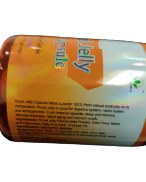 Green World Royal Jelly Capsule 600mg 30 capsules bottle side label showing ingredients, specification and suggested use.